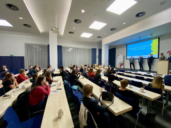 2. Mezioborová konference o endometrióze